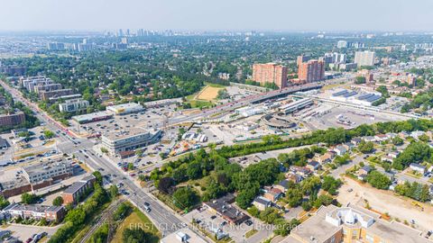 Photo 17 at 22 Hopecrest Crescent, Kennedy Park, Toronto