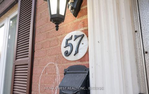 Photo 10 at 57 Westglen Crescent, City Centre West, Toronto