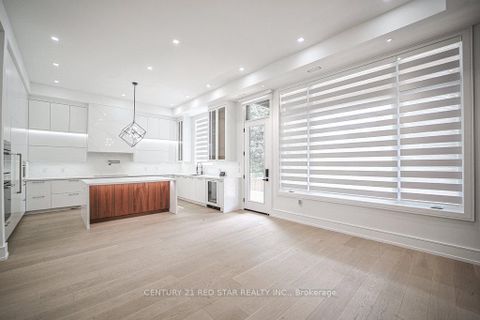 Photo 6 at 1 Frankwood Road, Queensway, Toronto