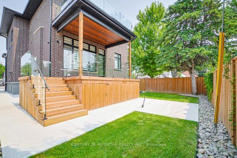 Photo 11 at 1 Frankwood Road, Queensway, Toronto