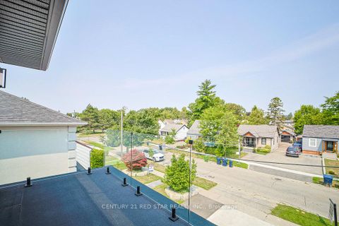 Photo 31 at 1 Frankwood Road, Queensway, Toronto