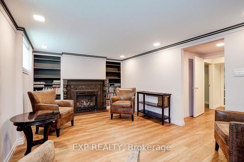 Photo 15 at 62 Kempsell Crescent, Don Valley Village, Toronto