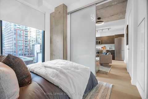 Photo 13 at 606 - 11 Charlotte Street, Waterfront Communities C1, Toronto