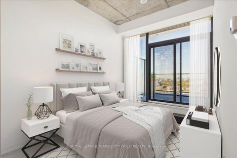 Photo 7 at 2003 - 195 McCaul Street E, Chinatown, Toronto