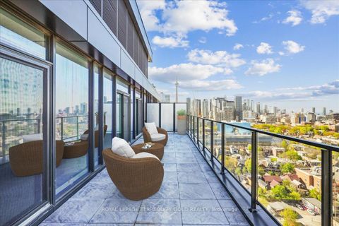 Photo 12 at 2003 - 195 McCaul Street E, Chinatown, Toronto