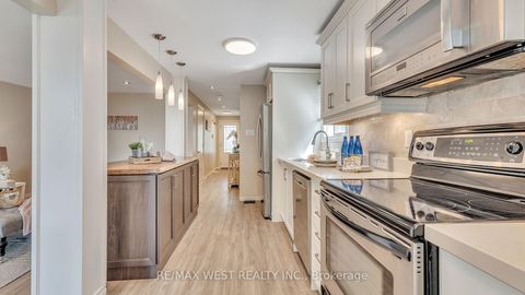 Photo 17 at 67 Corbett Drive, Grove East, Barrie