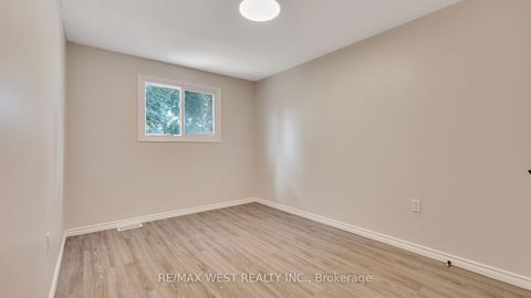 Photo 28 at 67 Corbett Drive, Grove East, Barrie