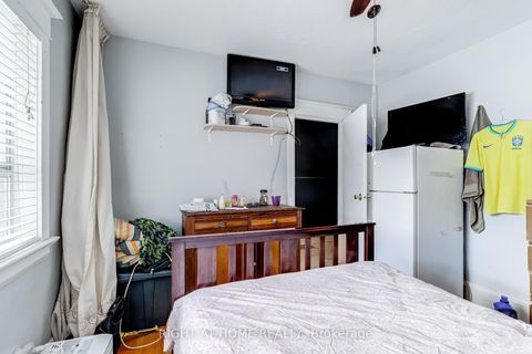 Photo 5 at 16 Pryor Avenue, Pellam Park, Toronto