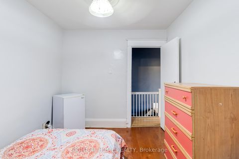 Photo 12 at 16 Pryor Avenue, Pellam Park, Toronto