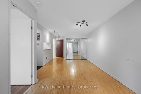 Photo 15 at 409 - 1055 Bay Street, Bay Street Corridor, Toronto