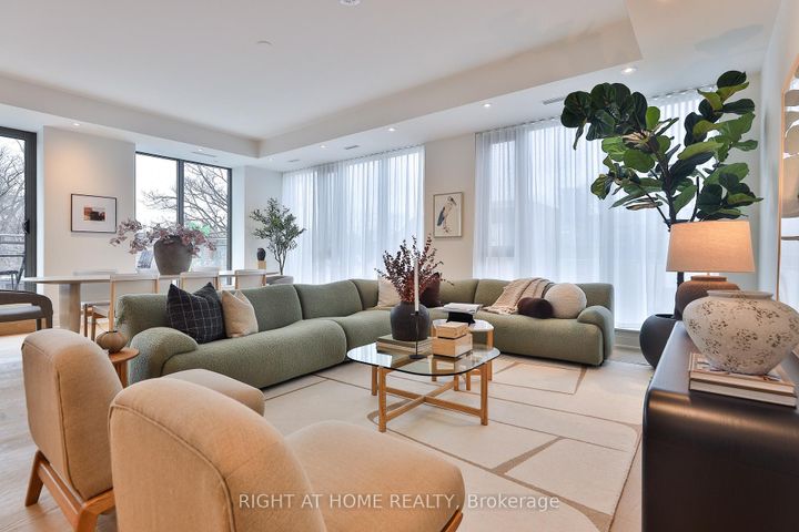 Photo 3 at 302 - 10 Prince Arthur Avenue, Annex, Toronto