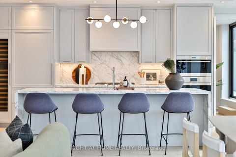 Photo 8 at 302 - 10 Prince Arthur Avenue, Annex, Toronto