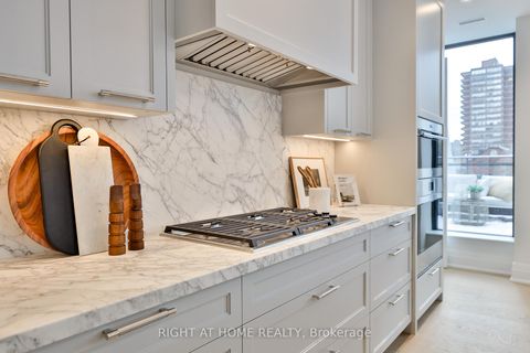 Photo 10 at 302 - 10 Prince Arthur Avenue, Annex, Toronto