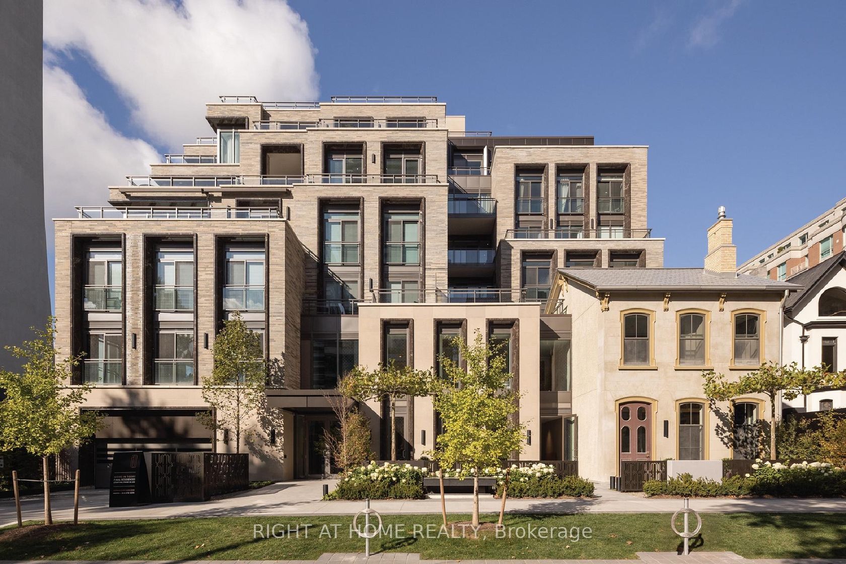 302 - 10 Prince Arthur Avenue, Annex, Toronto 