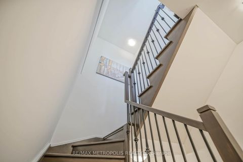 Photo 23 at 29 - 871 Sheppard Avenue W, Clanton Park, Toronto