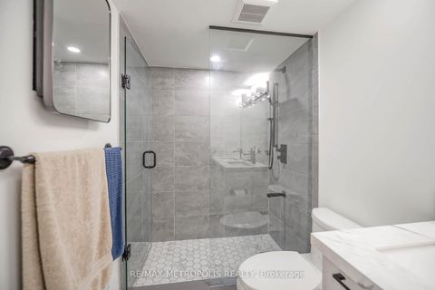 Photo 34 at 29 - 871 Sheppard Avenue W, Clanton Park, Toronto