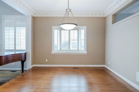 Photo 14 at 458 Guildwood Parkway, Guildwood, Toronto