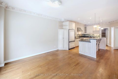 Photo 21 at 458 Guildwood Parkway, Guildwood, Toronto