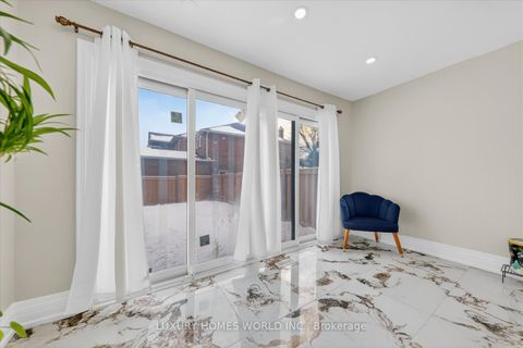 Photo 19 at 1 Arisaig Drive, Maple, Vaughan