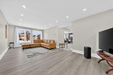 Photo 21 at 1 Arisaig Drive, Maple, Vaughan