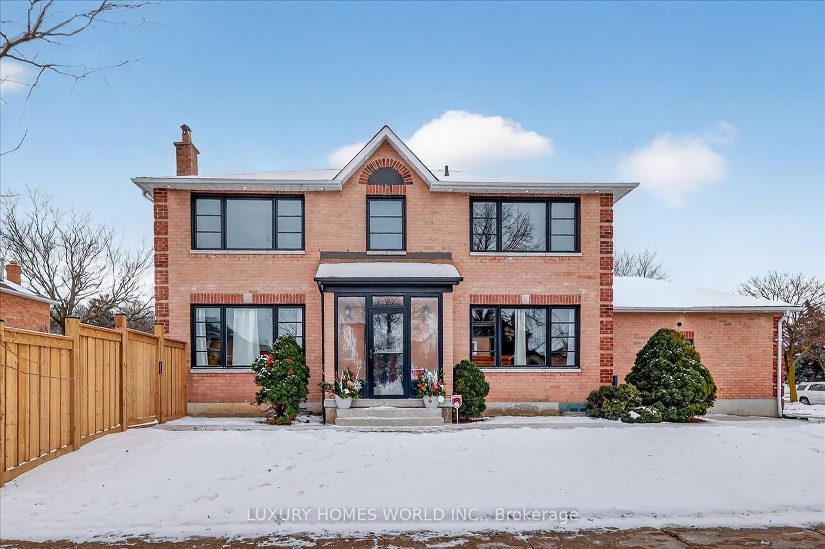 1 Arisaig Drive, Maple, Vaughan 
