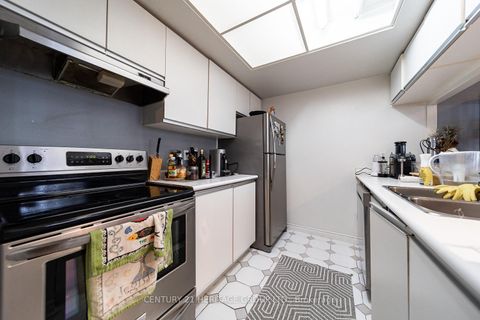 Photo 9 at 1601 - 101 Subway Crescent, City Centre West, Toronto