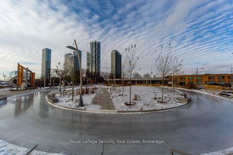 Photo 32 at 314 - 2916 Highway 7 Road, Concord, Vaughan