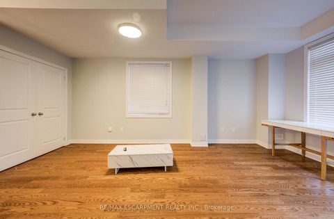 Photo 5 at 2285 Khalsa Gate, WM Westmount, Oakville