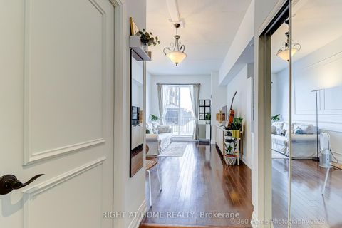Photo 1 at 203 - 2737 Keele Street, CFB, Toronto