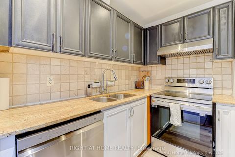 Photo 11 at 203 - 2737 Keele Street, CFB, Toronto
