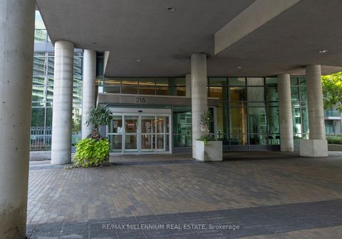 Photo 16 at 712 - 215 Fort York Boulevard, Waterfront Communities C1, Toronto