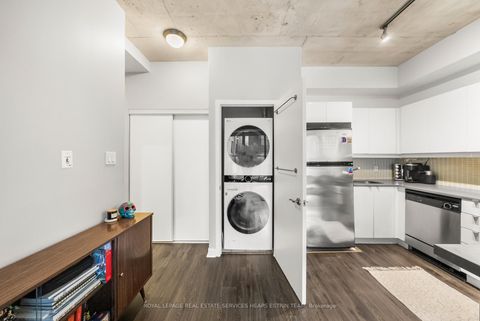 Photo 6 at 201 - 127 Queen Street E, Yonge Corridor, Toronto