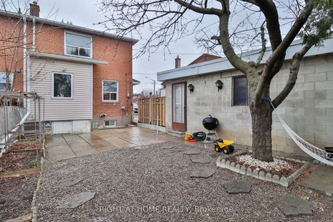 Photo 4 at 17 Rambler Place, Jane Heights, Toronto