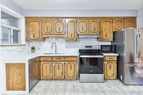 Photo 16 at 17 Rambler Place, Jane Heights, Toronto