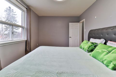 Photo 41 at 17 Rambler Place, Jane Heights, Toronto