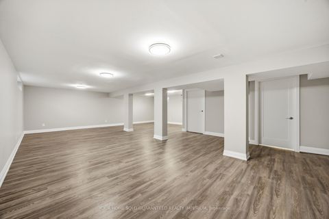 Photo 10 at 752 Glenforest Street, Northglen, Oshawa