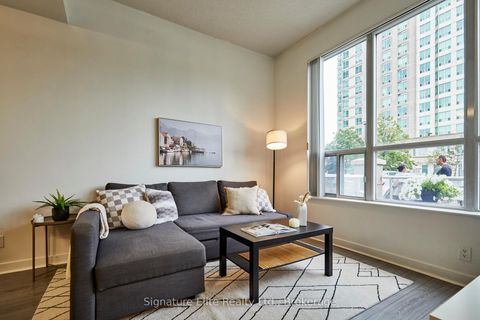 Photo 8 at TH128 - 38 Lee Centre Drive, Woburn, Toronto