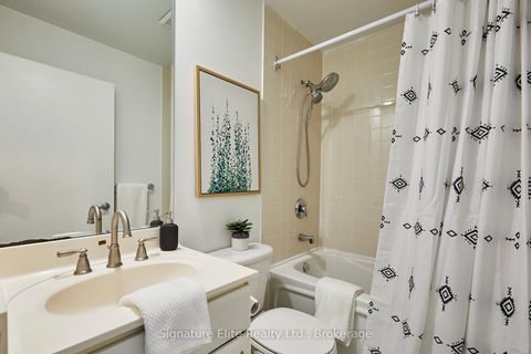 Photo 14 at TH128 - 38 Lee Centre Drive, Woburn, Toronto