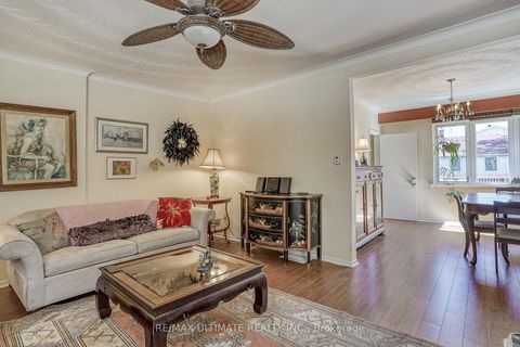 Photo 10 at 23 Westcroft Drive, West Hill, Toronto