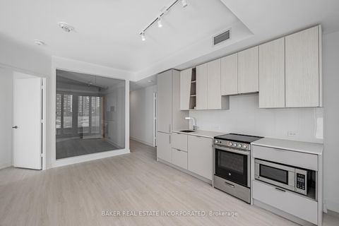 Photo 9 at 205 - 3883 Quartz Road, City Centre, Mississauga