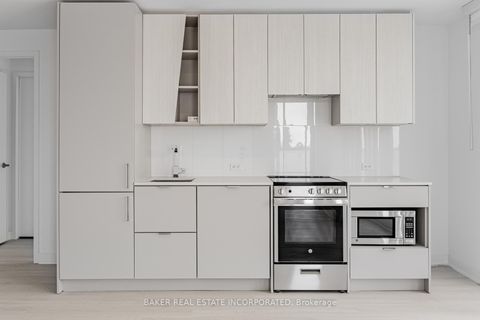 Photo 12 at 205 - 3883 Quartz Road, City Centre, Mississauga