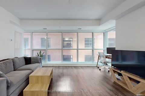 Photo 12 at 703 - 327 King Street W, Waterfront Communities C1, Toronto