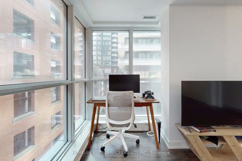 Photo 17 at 703 - 327 King Street W, Waterfront Communities C1, Toronto