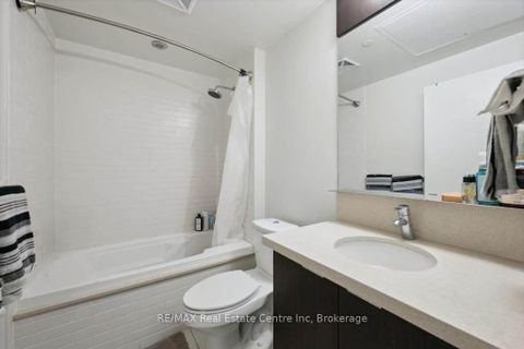 Photo 9 at 4005 - 21 Widmer Street, Waterfront Communities C1, Toronto