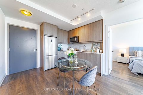 Photo 6 at 510 - 32 Forest Manor Road, Henry Farm, Toronto