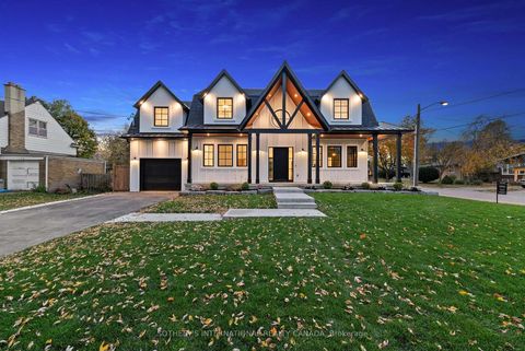 Photo 6 at 118 Warwood Road, City Centre West, Toronto