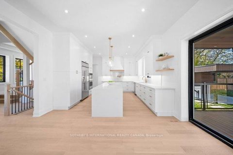 Photo 10 at 118 Warwood Road, City Centre West, Toronto