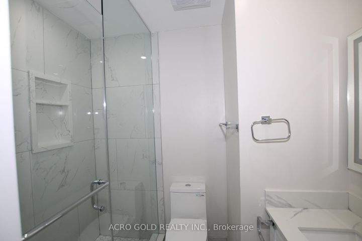 Photo 11 at 96 Archdekin Drive, Madoc, Brampton