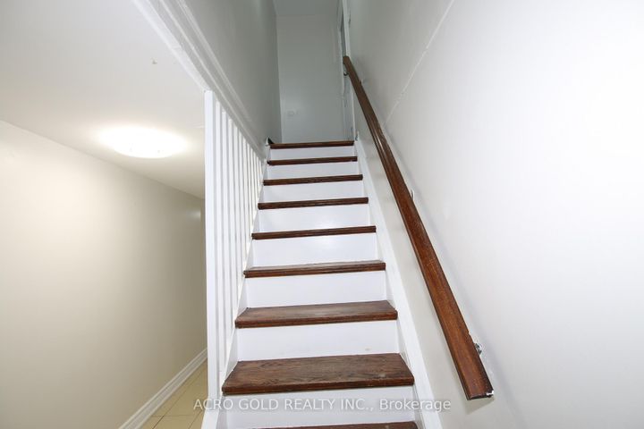 Photo 25 at 96 Archdekin Drive, Madoc, Brampton