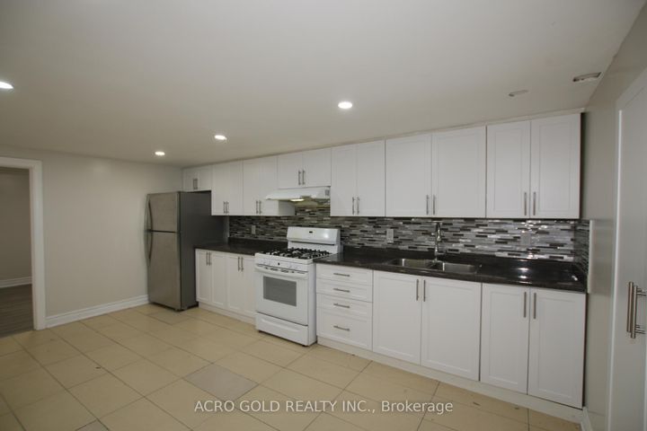 Photo 30 at 96 Archdekin Drive, Madoc, Brampton